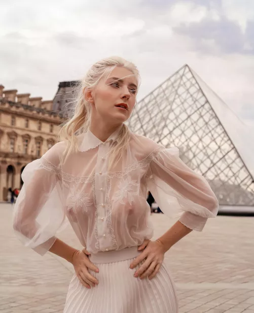 Passing men clearly like my shirt by muchPulse60