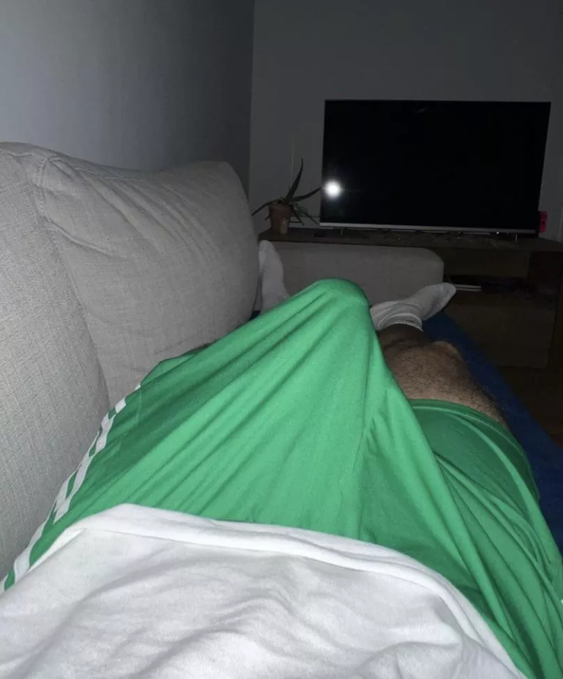 POV I’m your roommate;) posted by mcreetwink