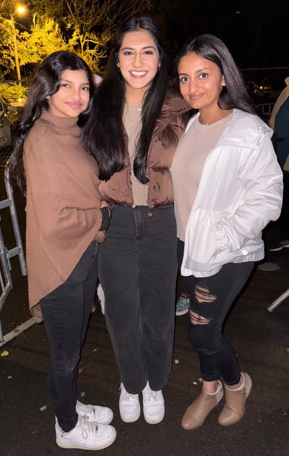 Pretty girls posted by Mysterious-Green-538