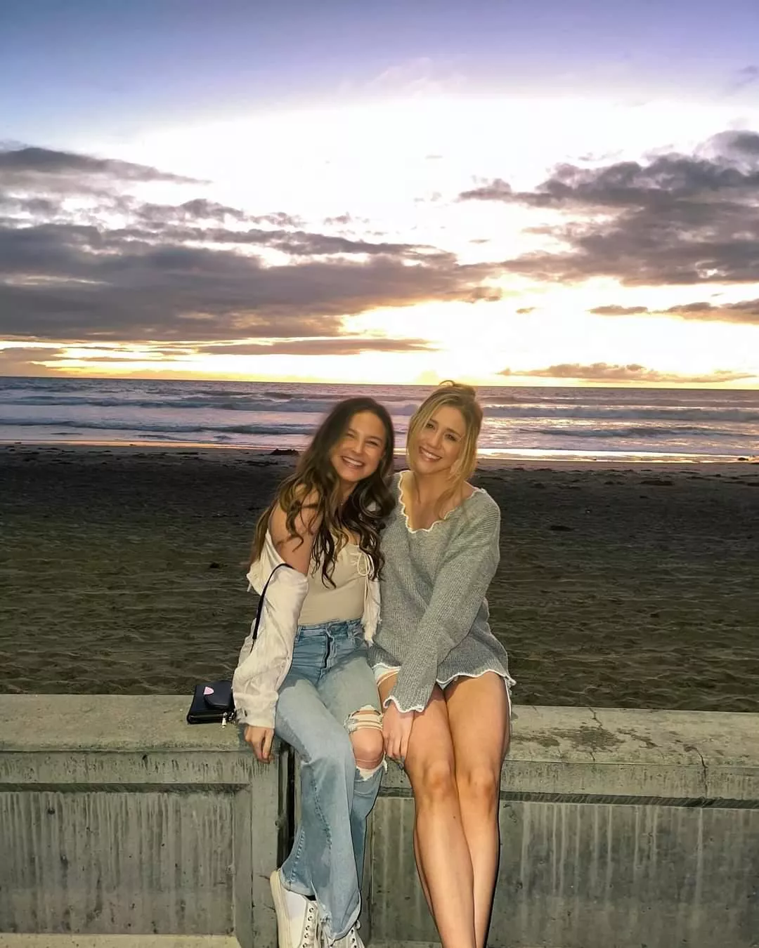 Two choices here (12) posted by Lucky-Mistake6918