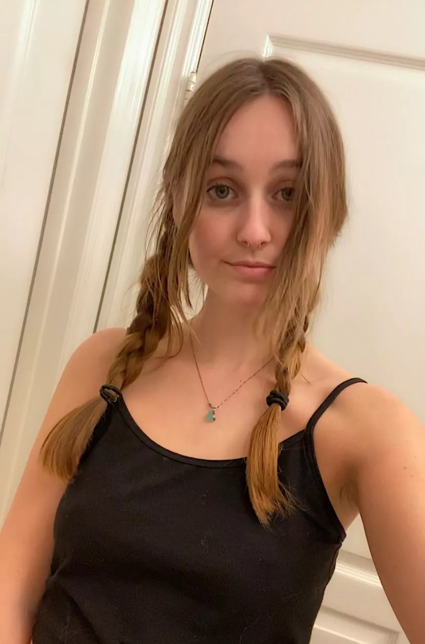 What was your first impression of me? posted by Hot_Argument_2020