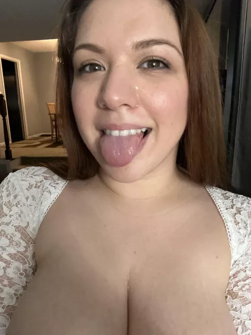 Yummy cum but I have room for more by stolenones