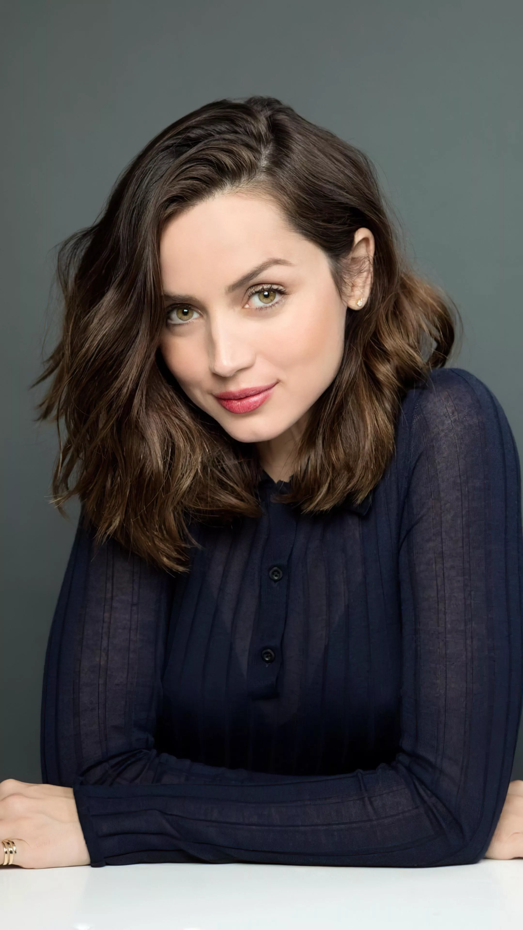 Ana de Armas posted by oblique_shockwave