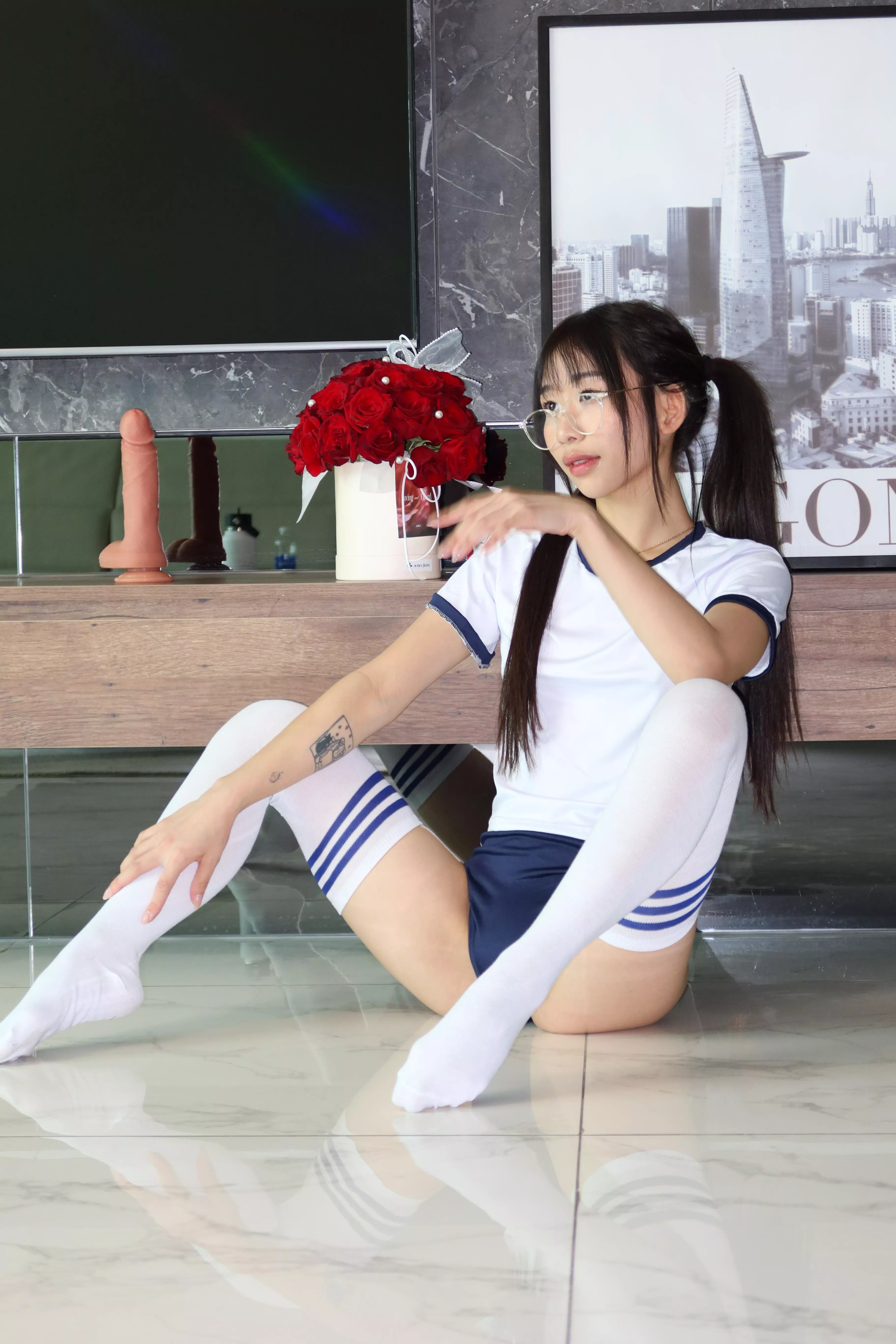 cocks and socks to keep me warm [F] posted by lunaalovesyouu