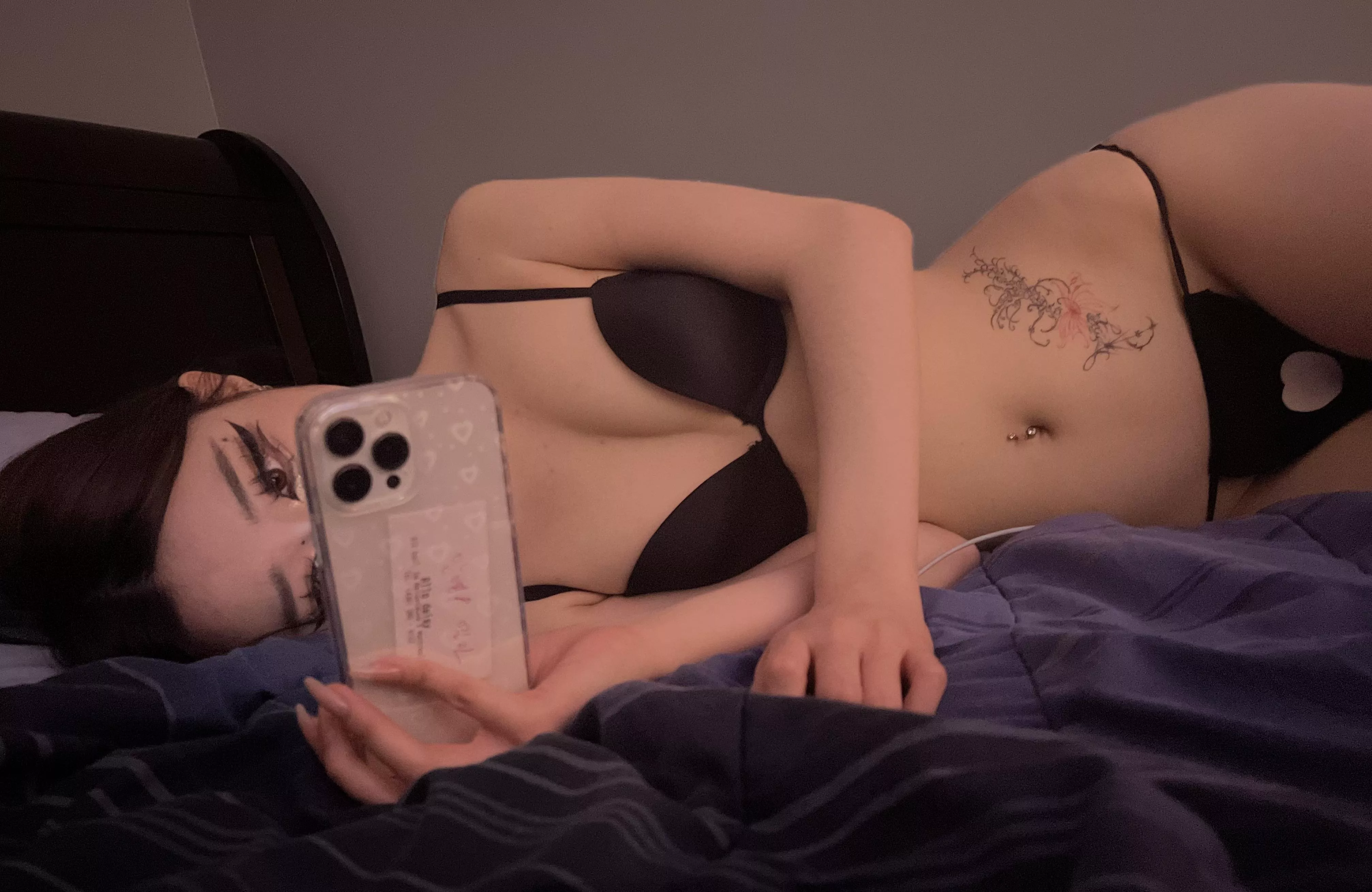 cuddle with me? posted by lovemeirinn