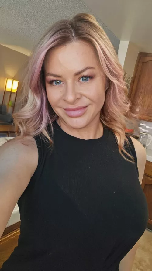 Cute selfie for you, hope you like it ;) by LivelyLilacLove