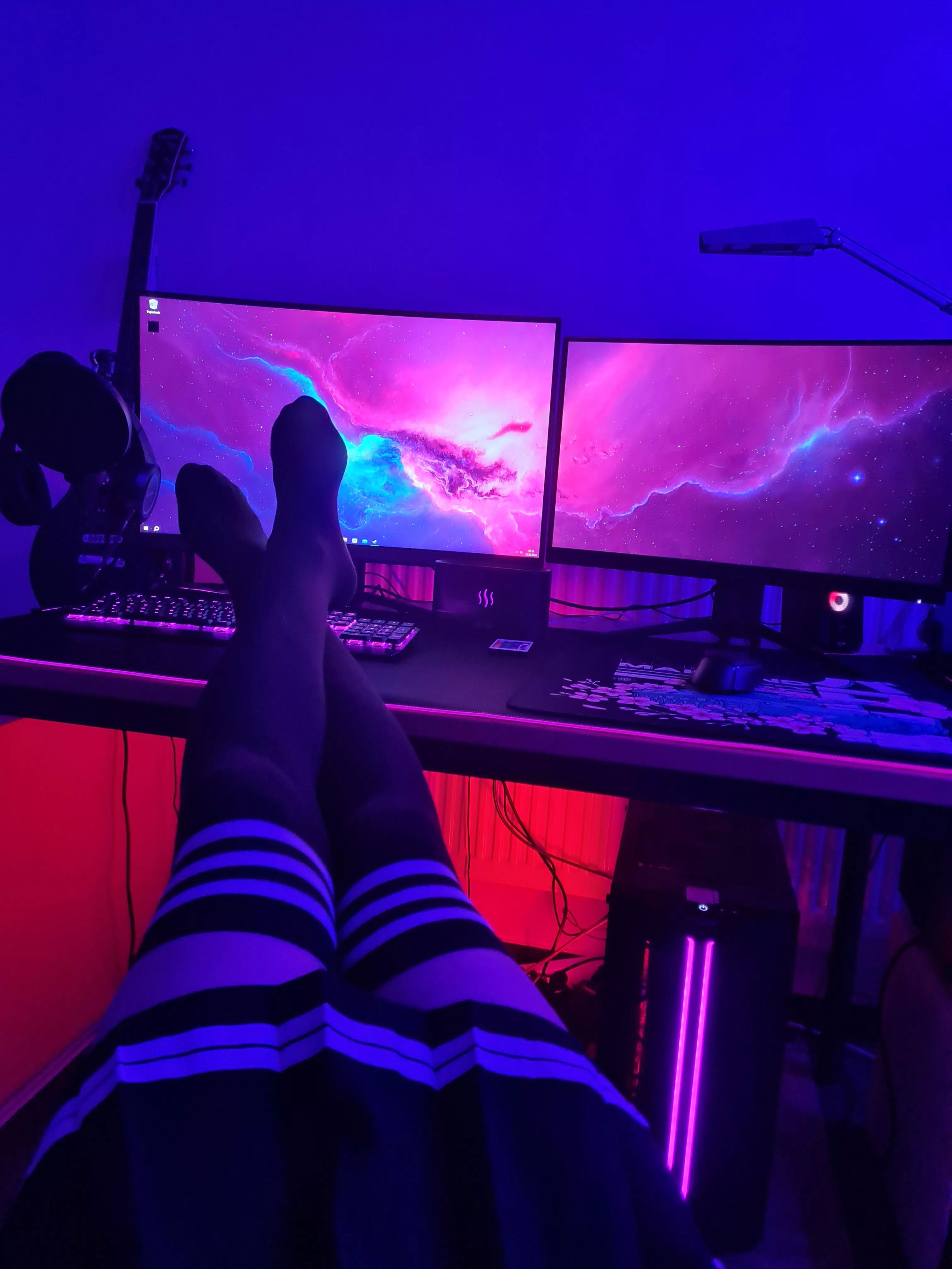 Gaming time :3 posted by F3mb0y_G4m1ng