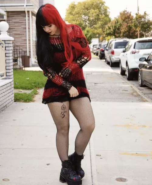 Hi there by Itsthatgirl7_