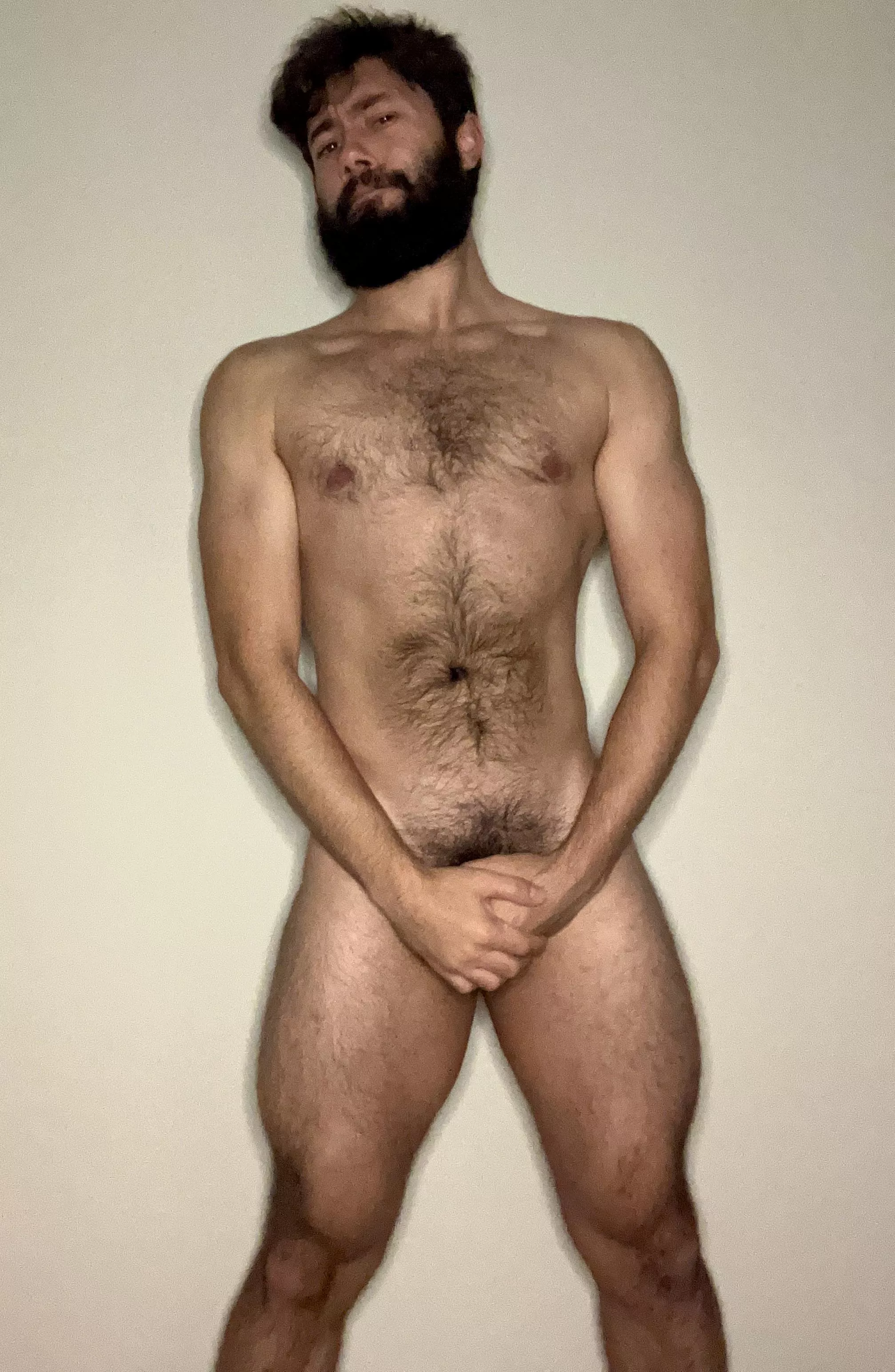 I got some strong legs⚡️ posted by AxlRagnarok