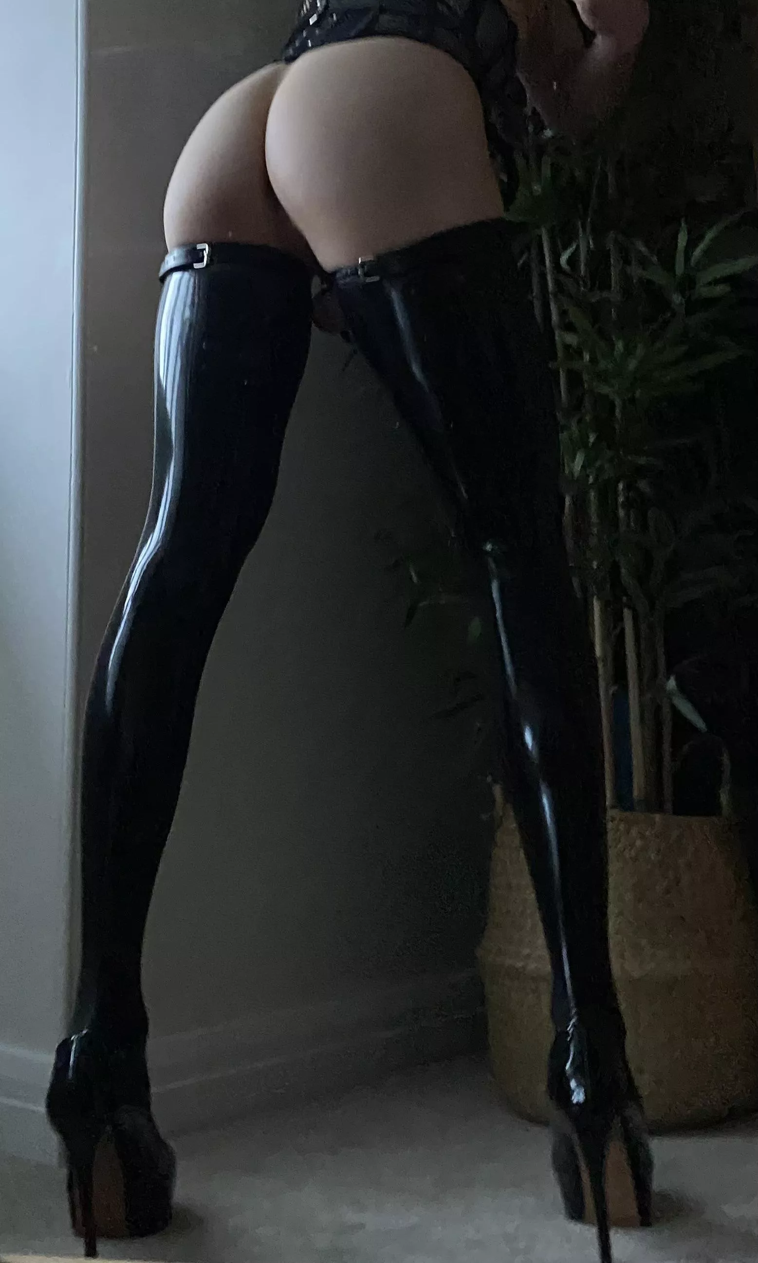 If you zoom you can see my balls posted by 5155YWH0R3