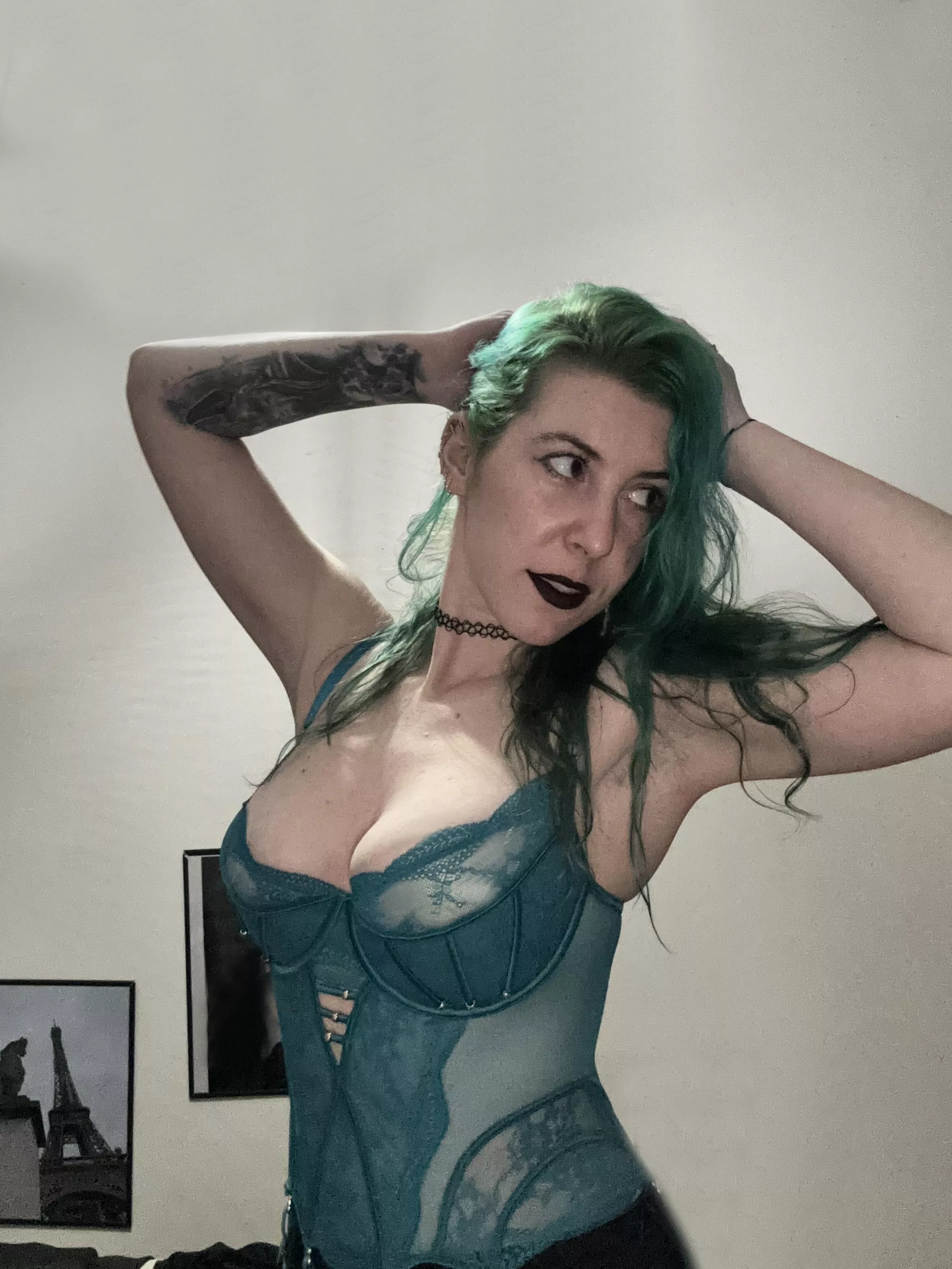 Just lingerie for a night out posted by sirenskiss3