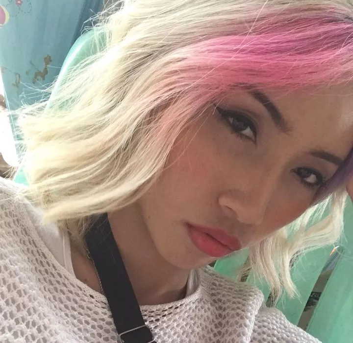 Lava girl 🔥 posted by mizzerikolio