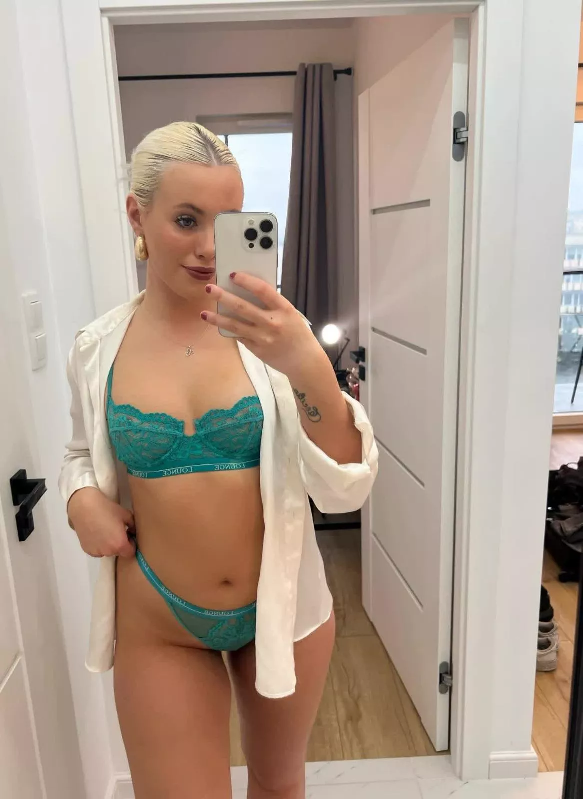Let me show you how fun a blonde can be posted by RealHearw