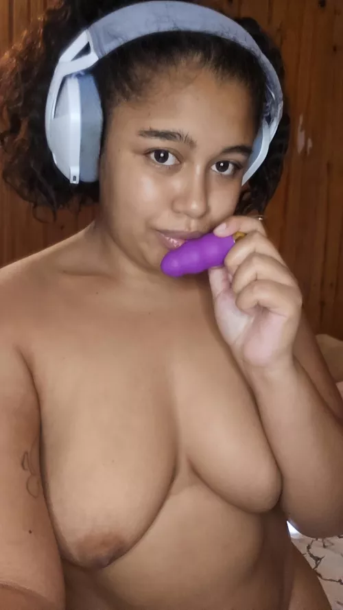 Let's play while I work   by SarabiGirl21