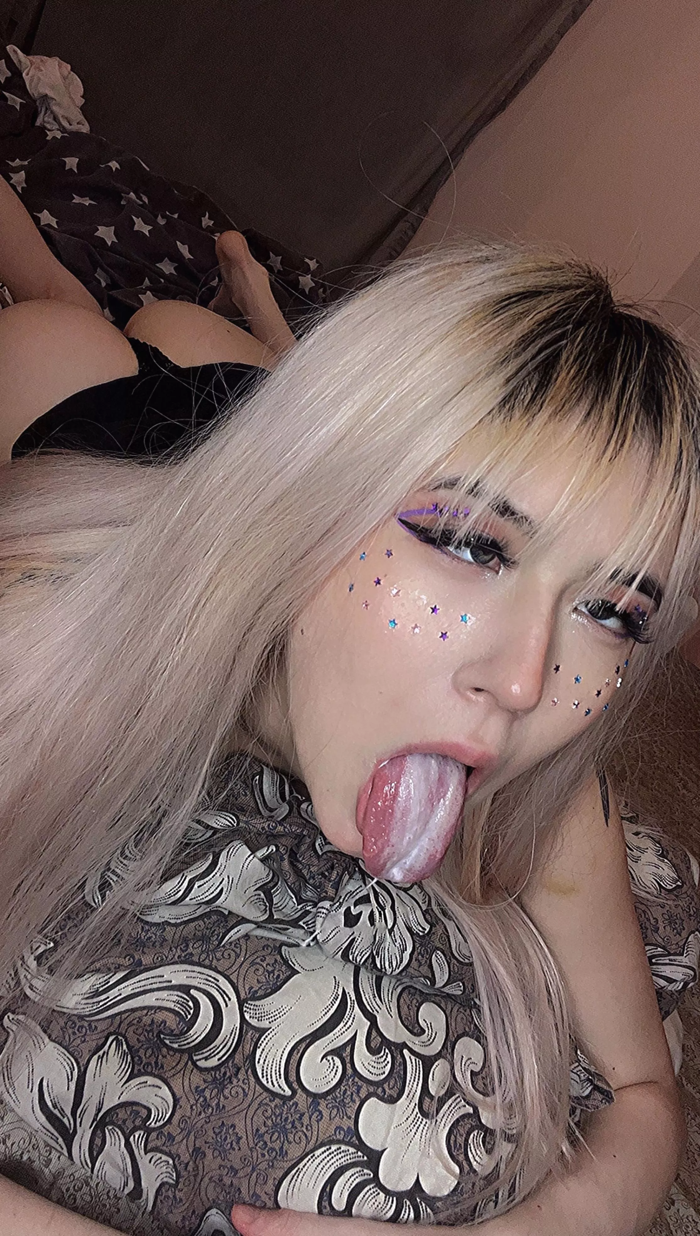 My curvy little butt is just begging for a spanking from you posted by ykisao