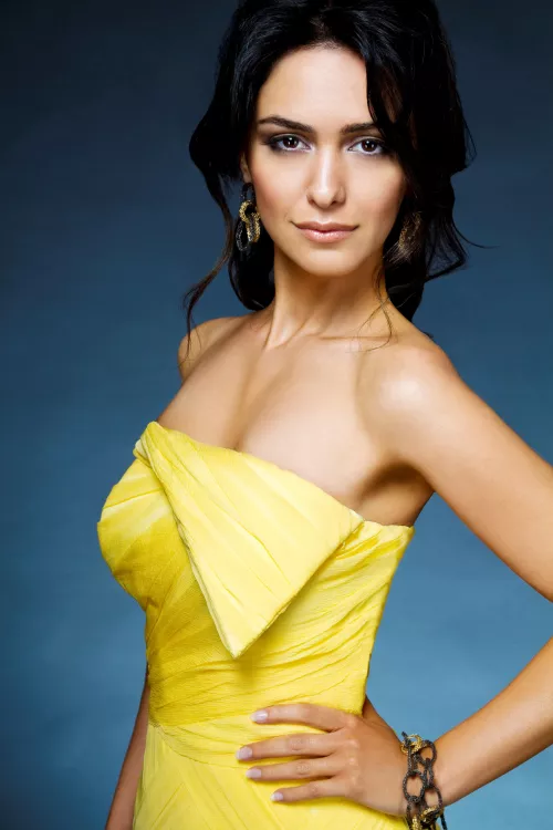 Nazanin Boniadi by UncleSquiffy