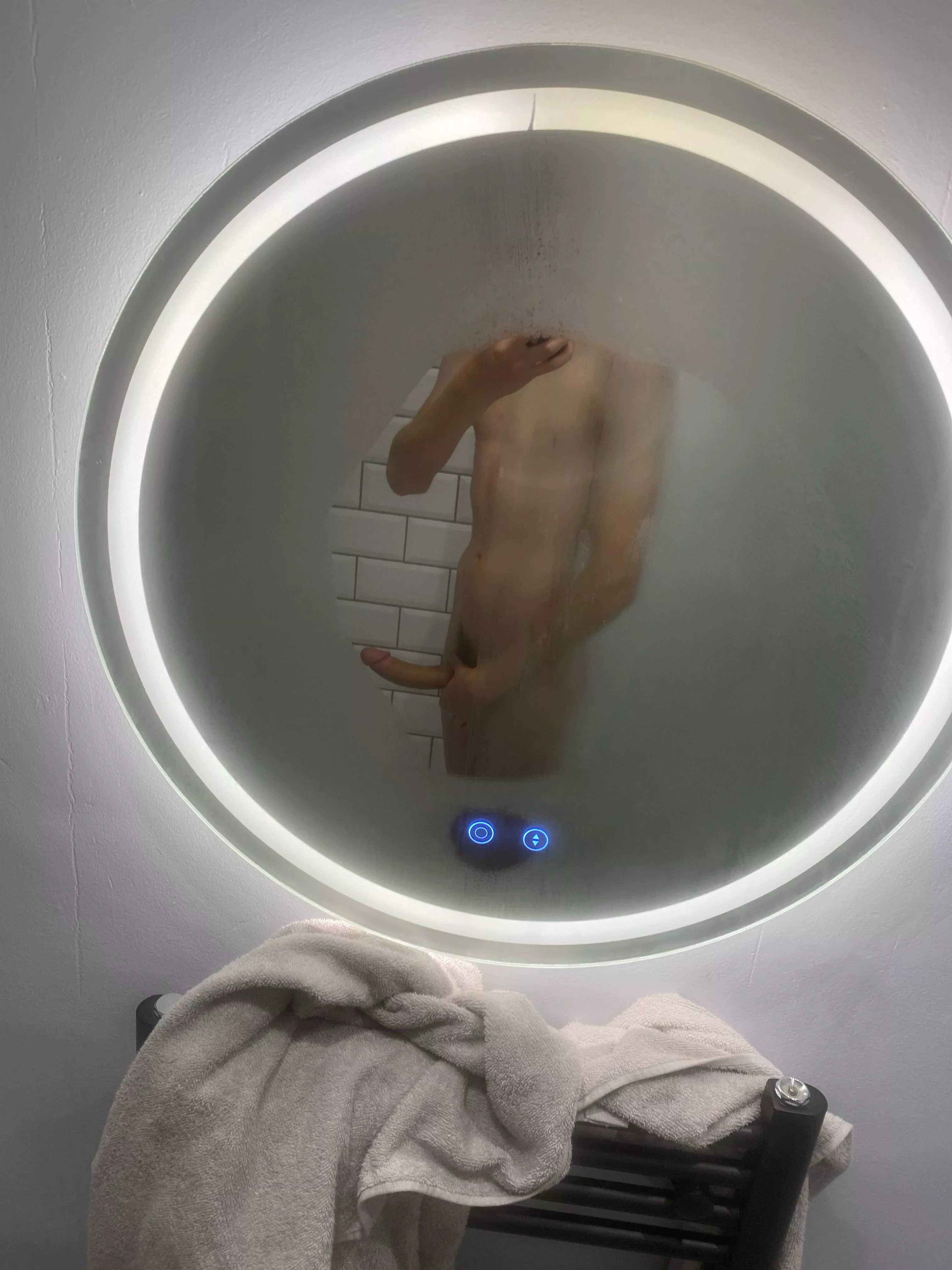 need a quick nut posted by CauliflowerNatural88