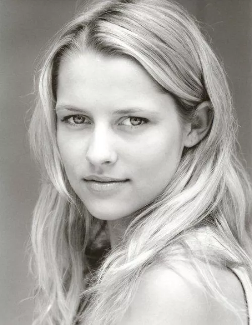 Teresa Palmer by UncleSquiffy