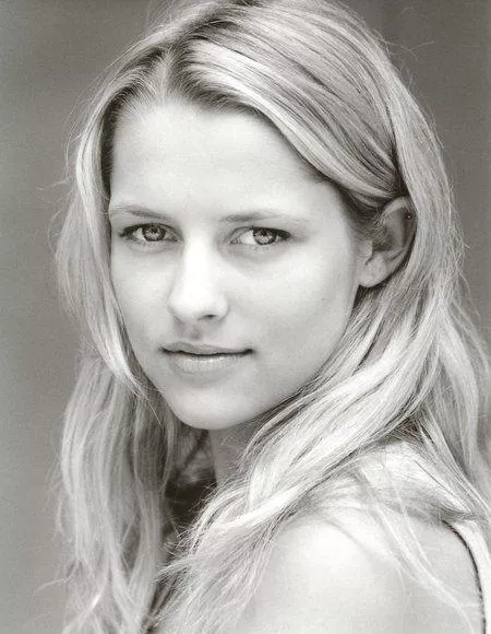 Teresa Palmer posted by UncleSquiffy