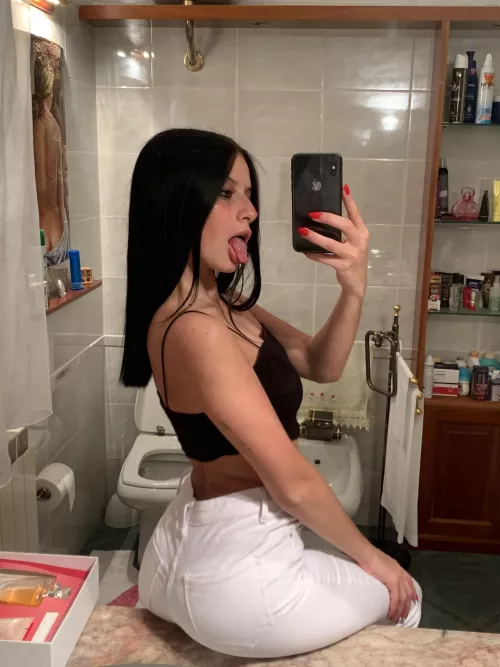 This kitty needs her mouth filled right away by OkAnybody1098