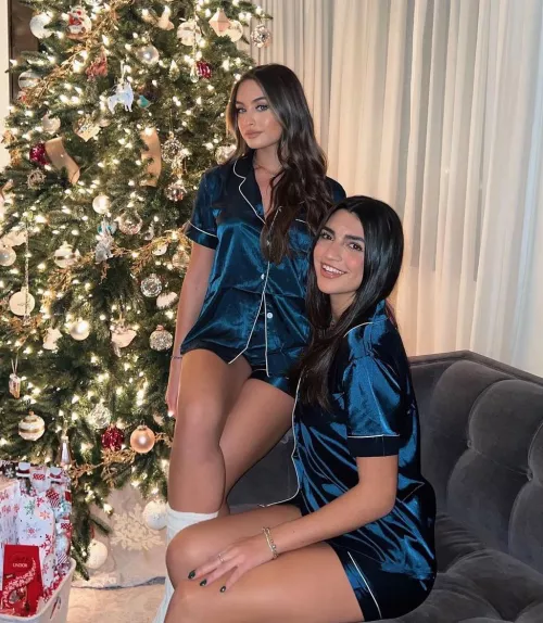 who do u want to strip down at this sleepover [2] by olivehairyyyy