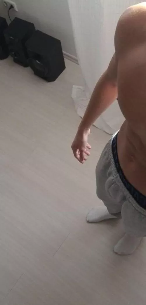 24 M CURIOUS FIT BWC. Show face and send asl first if you add. Snap me one1700 by Ok_Lengthiness_2874