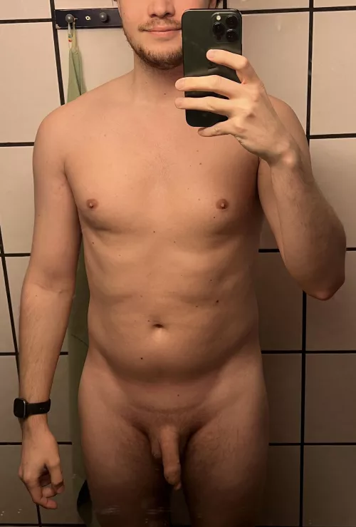 25(M), 187cm, 90kg It's my 100th day on reddit today🥳 by Dick_from_Scandi