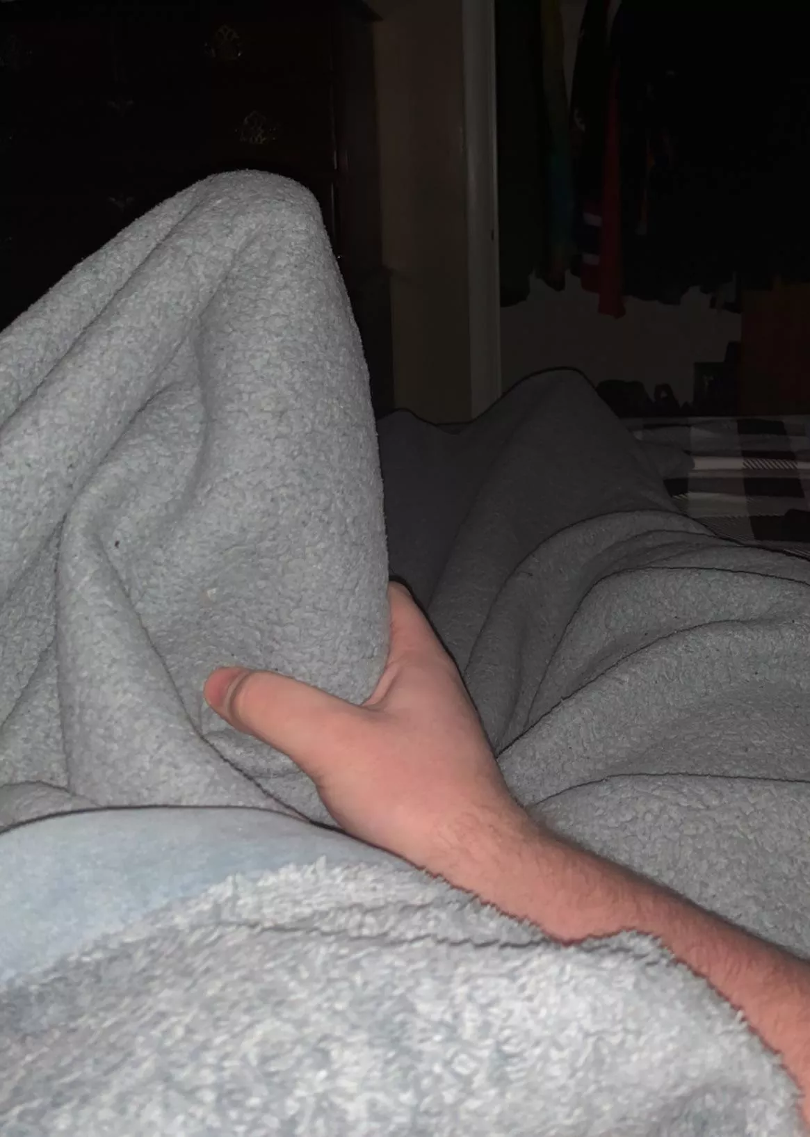 a lil hard tonight posted by loadedforbear097