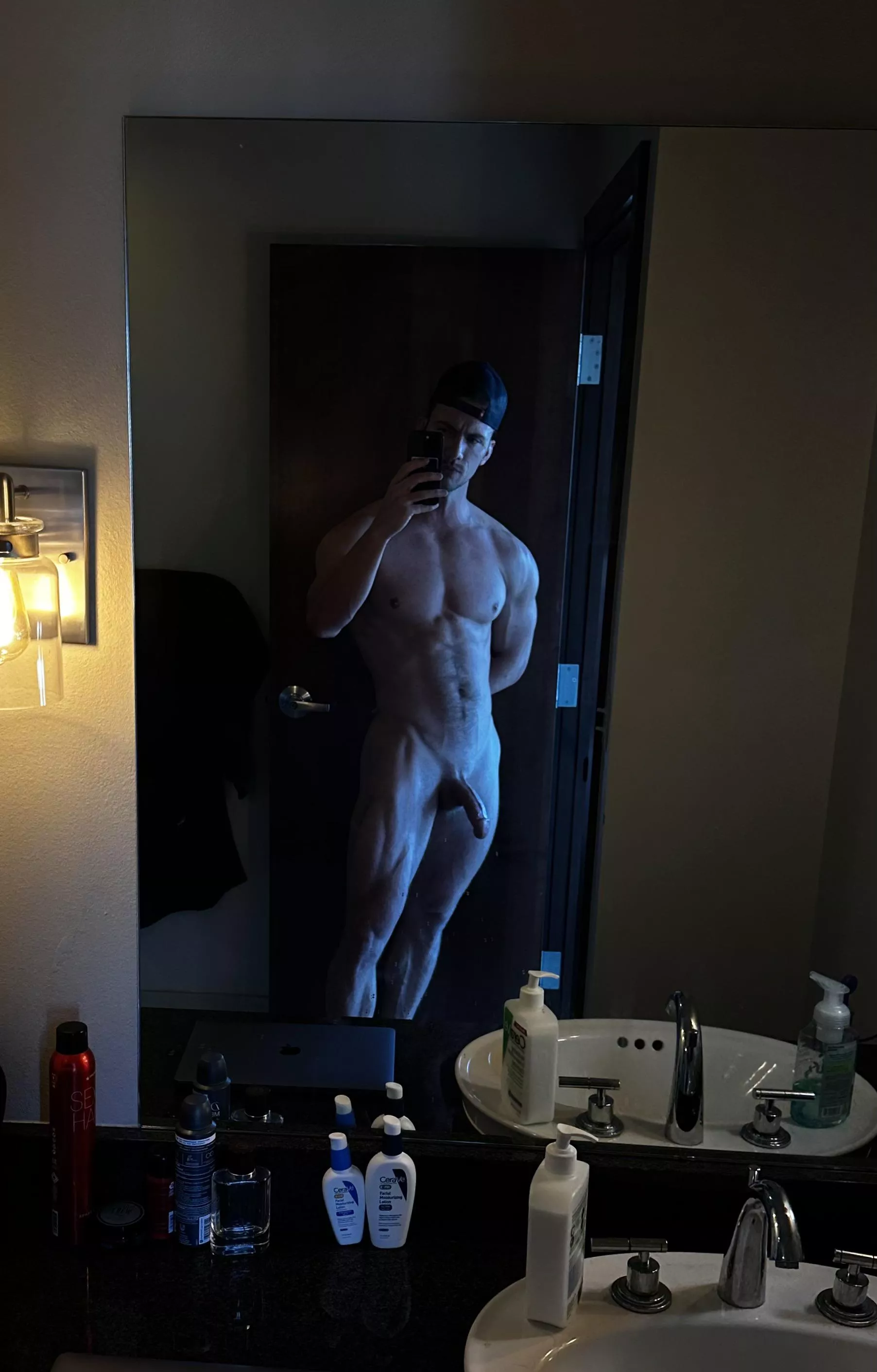 Come say hi to poppa  posted by FLEXXAPPEAL