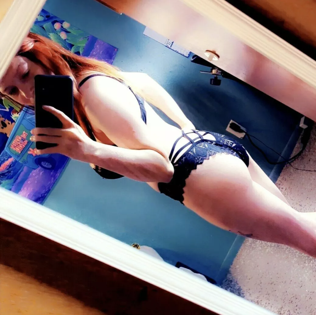 Cum sub to me for free💦🖤 posted by KinkyVictoriaRose