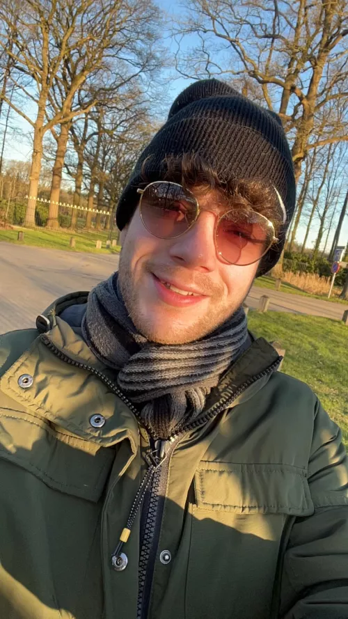 Finally the sun is back! I missed it, we had a long period of rain. How are you doing? by Mildfriend