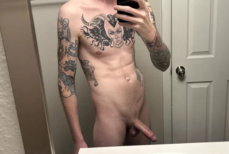 Fresh out of the shower by fatherofthebrine4