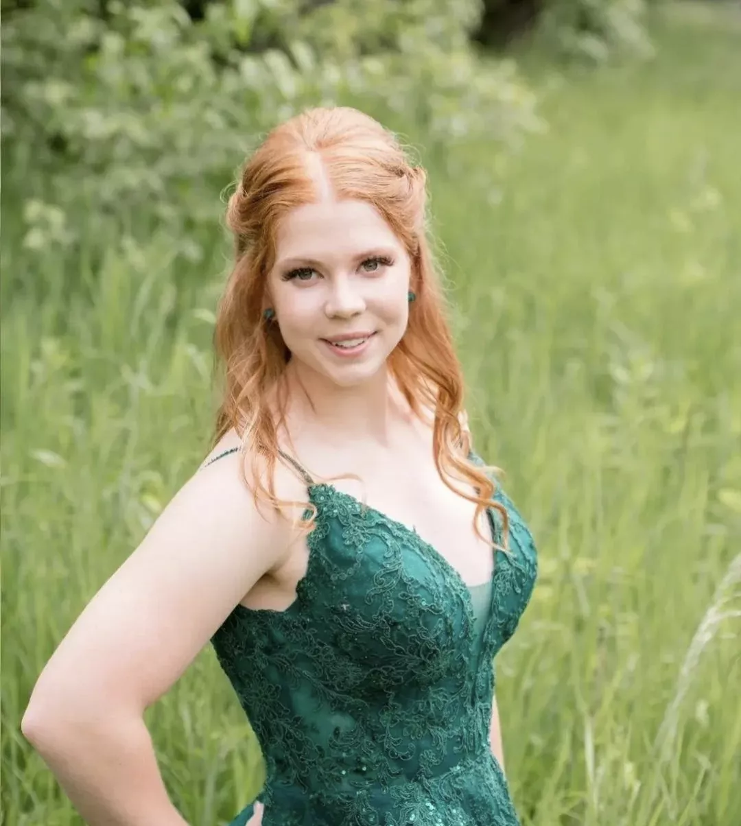 Ginger Ready for Prom posted by Yourpervfriend