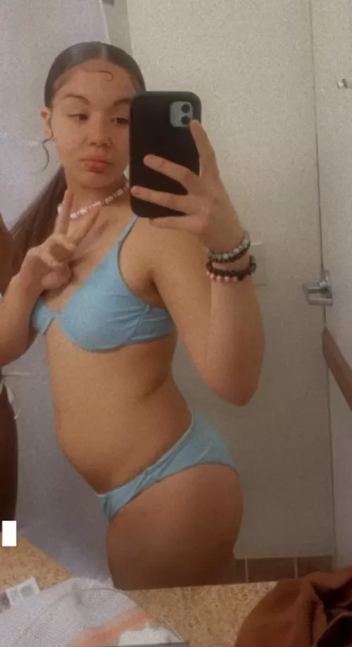 good hot beach day 🏝️💕 by liyahleee