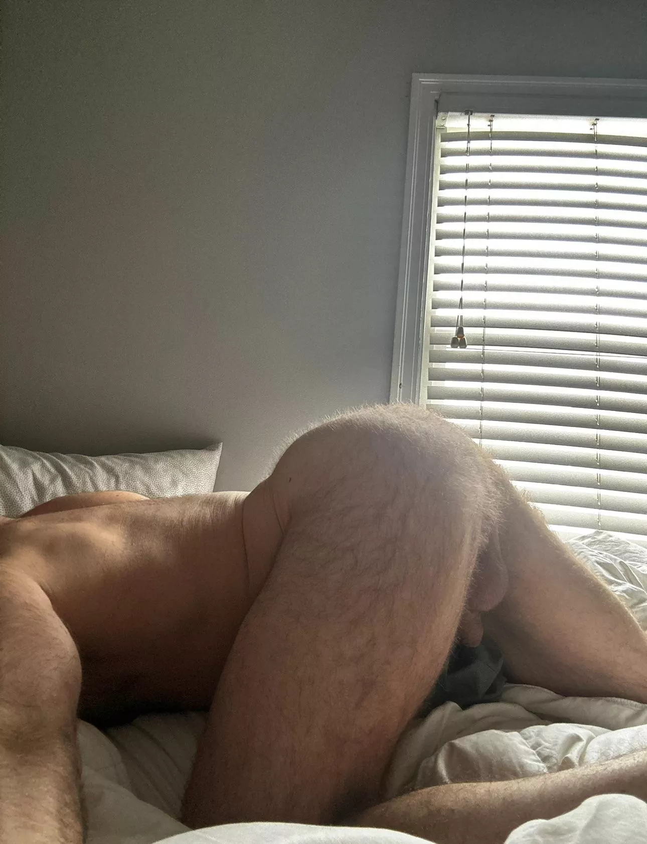 Horny af this morning posted by Outherewanking