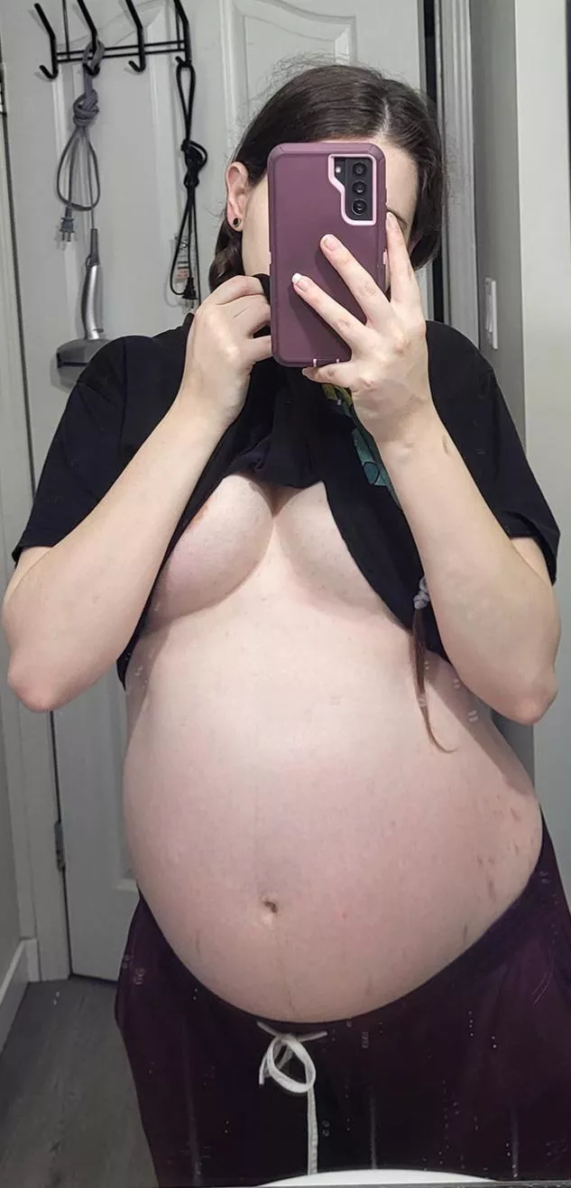 Howdy  posted by Cookie_Secrets0-0