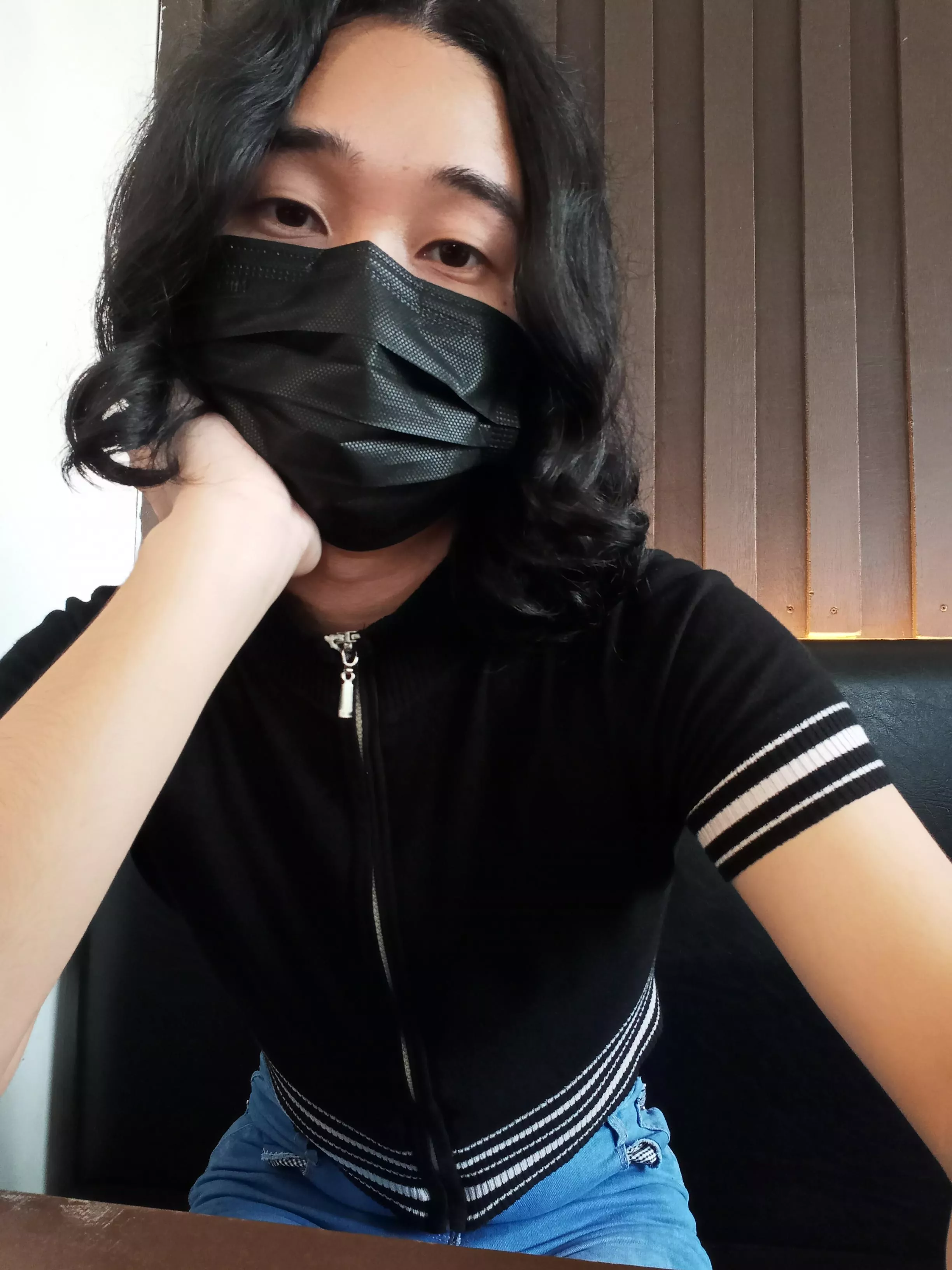 im so happy my sister let me borrow her croptop <3 posted by meforkakashi