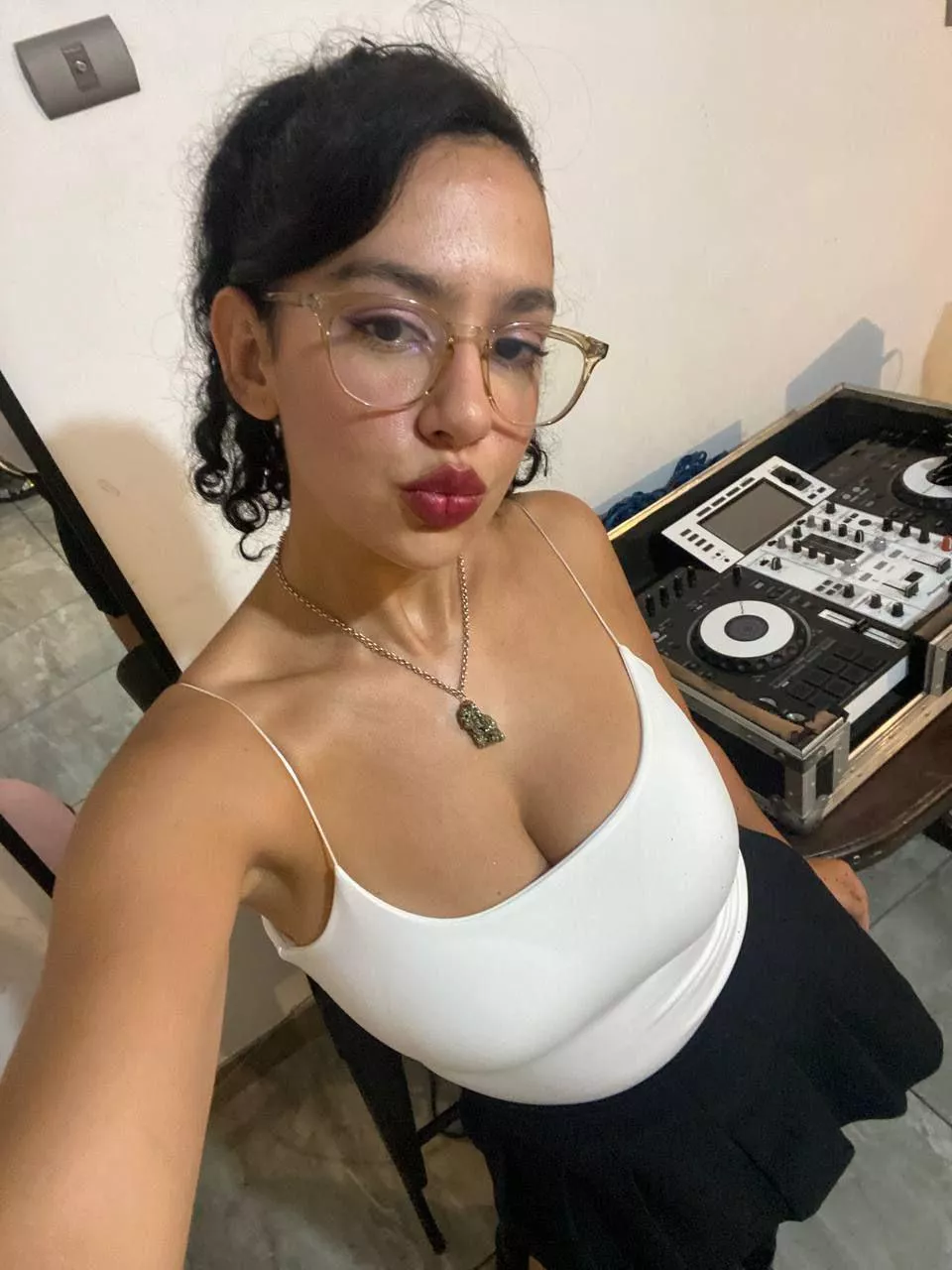 IUTR posted by gabby_stimulus