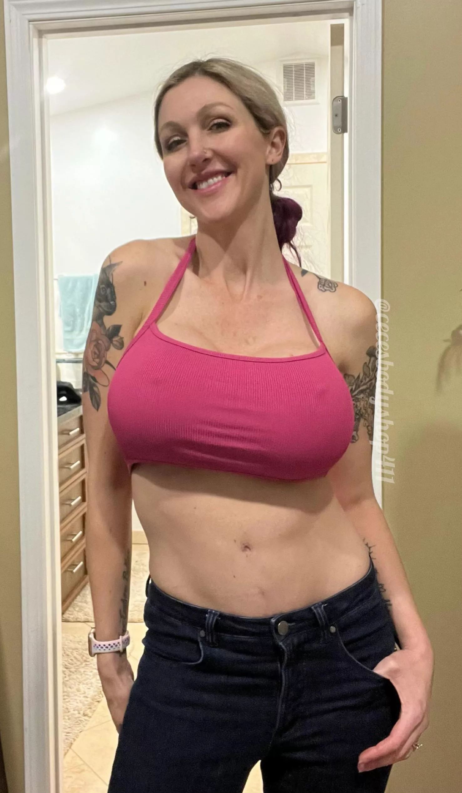 Loving my new pink crop top! (Mom 39) posted by cecesbodyshop411