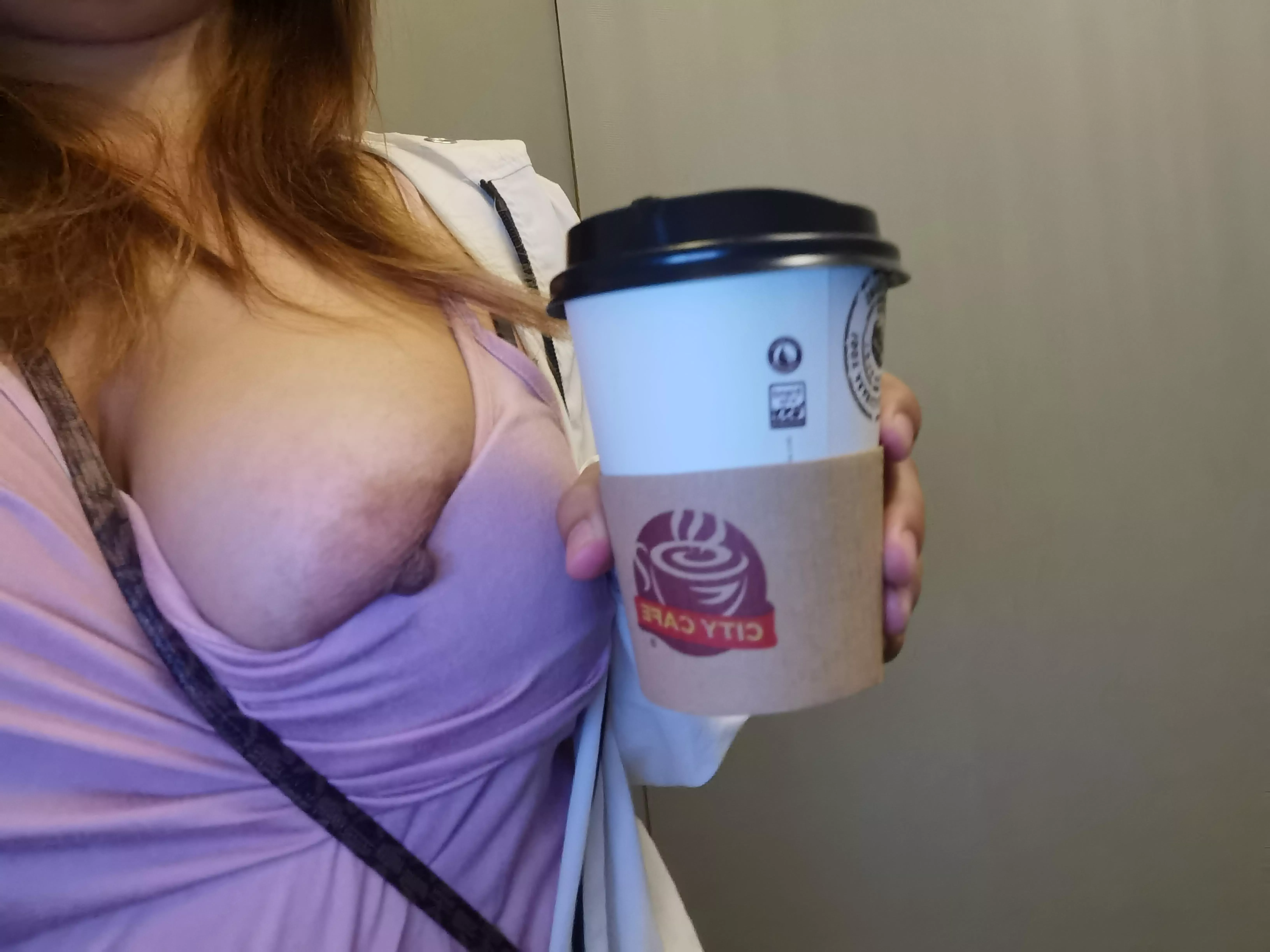 manyakin mo ko sa elevator (f)27 posted by Beibicake