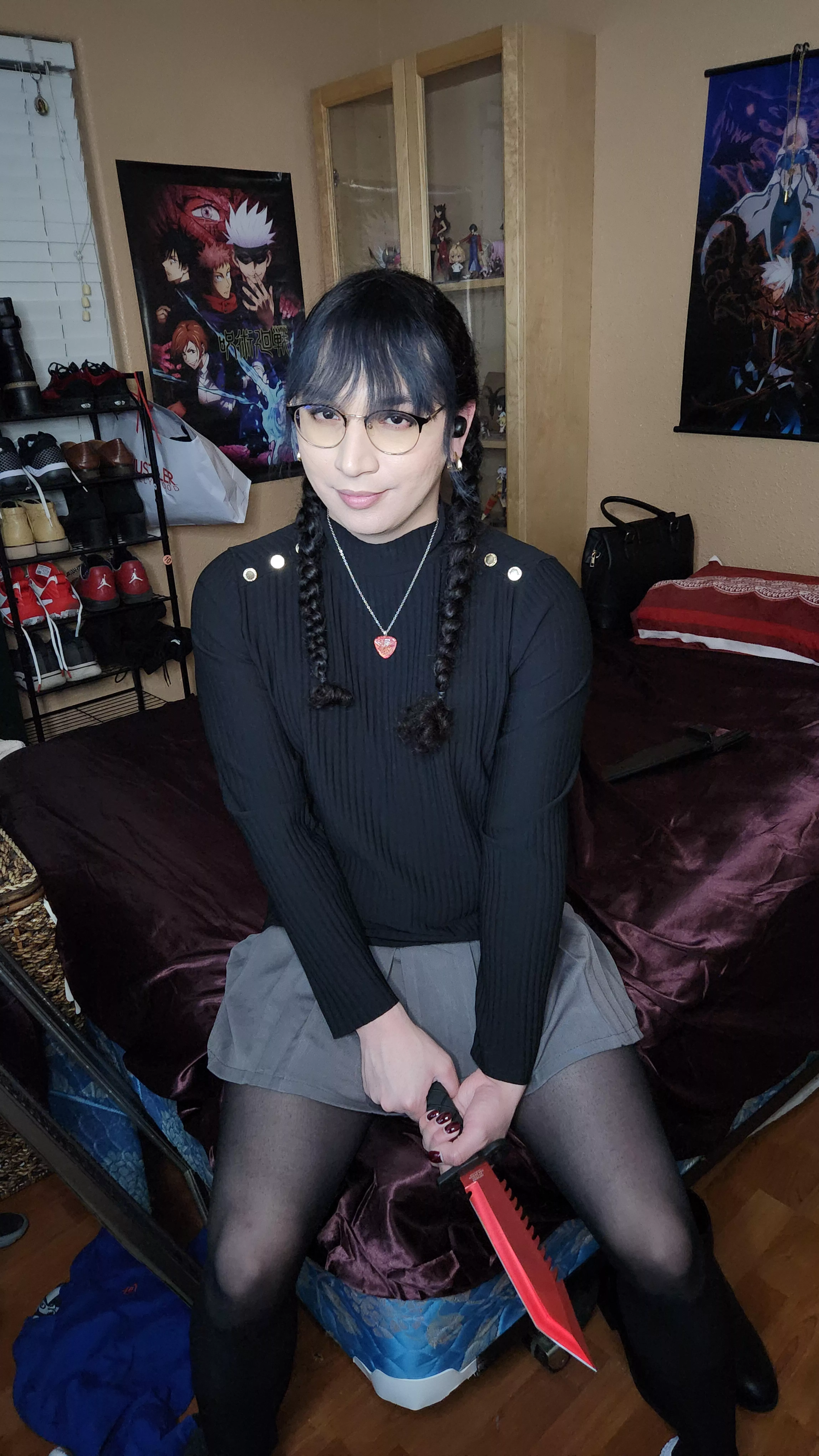 My friend says I look like a yandere in this pic 😆 posted by WitchofHeat45