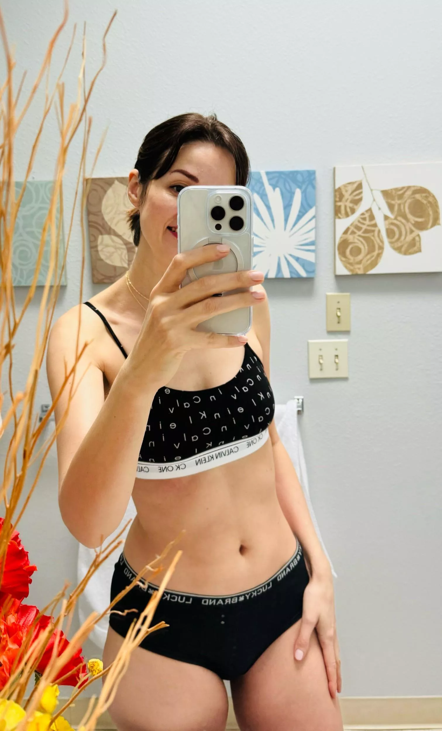 Puffy eyes, so hiding  posted by masha_nova