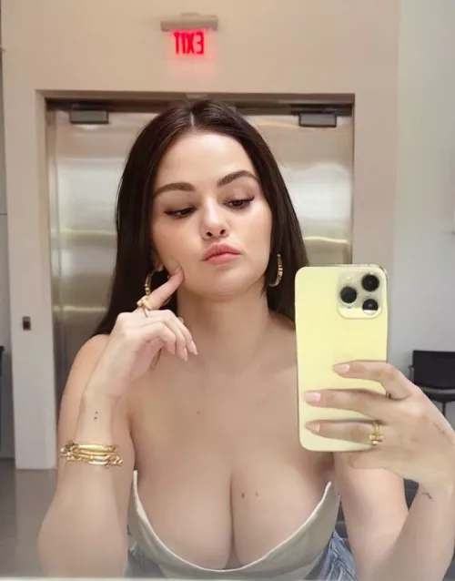 Selena Gomez by ThatCalligrapher4554