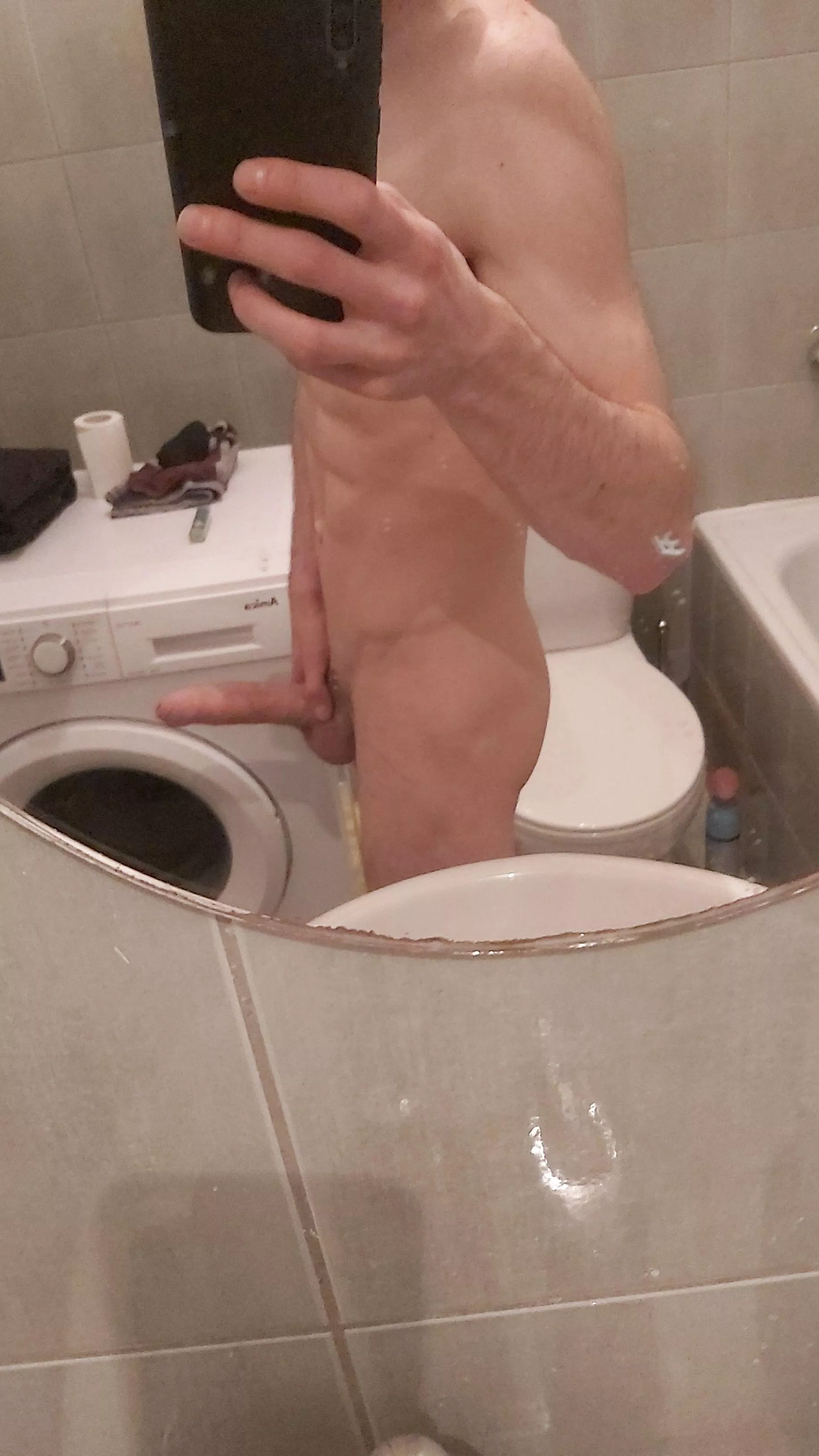 Someone horny like me? posted by SnooDrawings2450