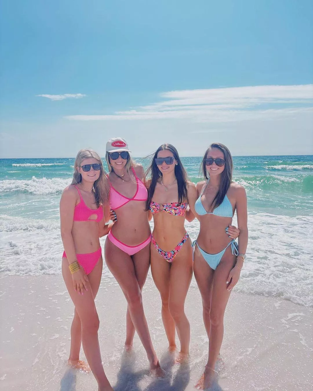 tall, fit, sexy posted by mka2365