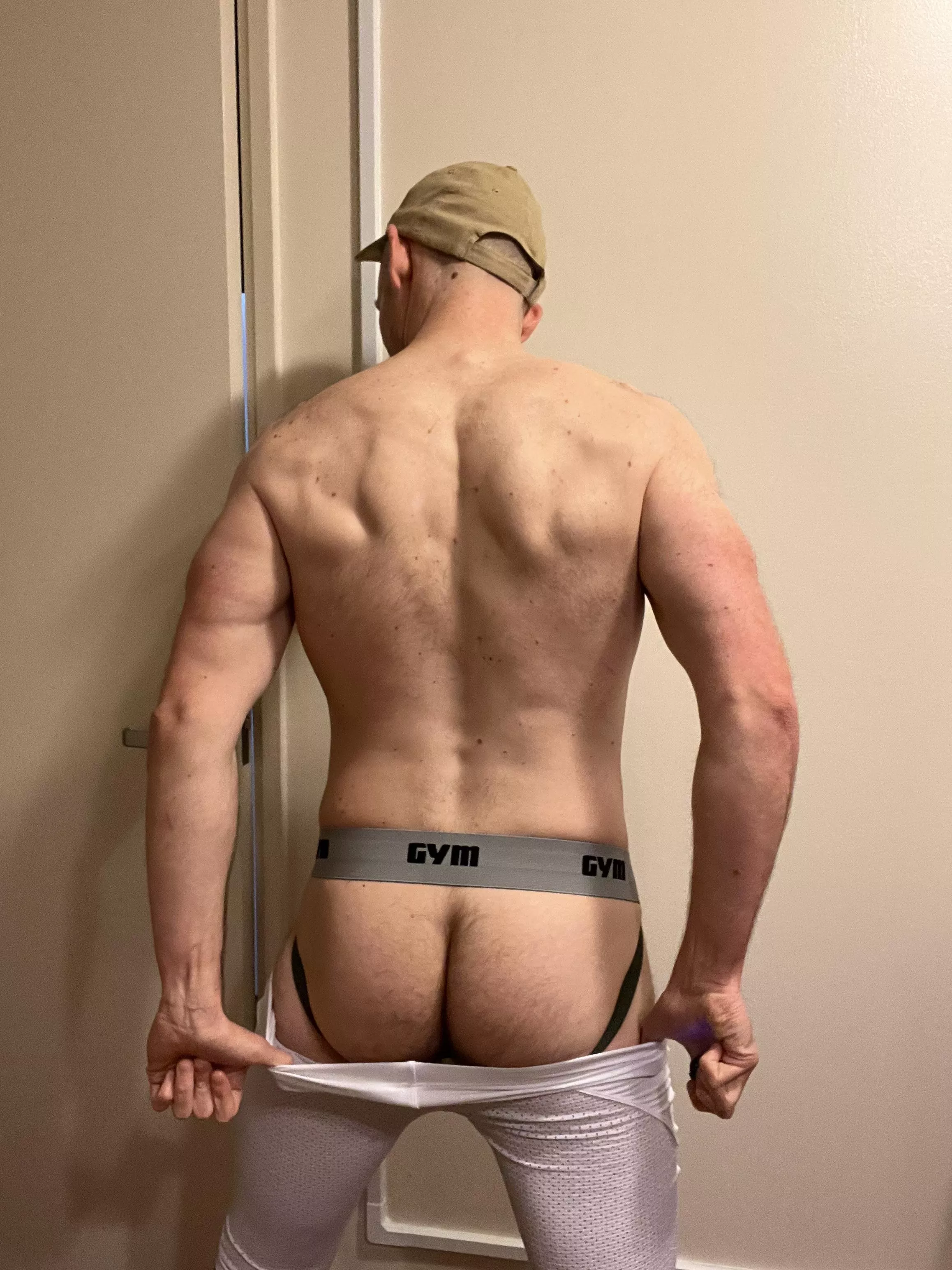 36 m self image, wishing I was hairier  posted by Fosterfarms1987