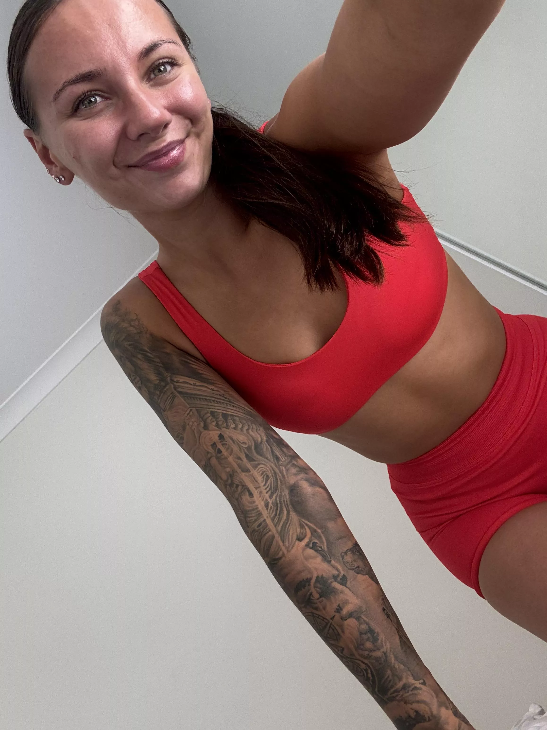 Are gym girls like me boner worthy posted by lewis_hidden