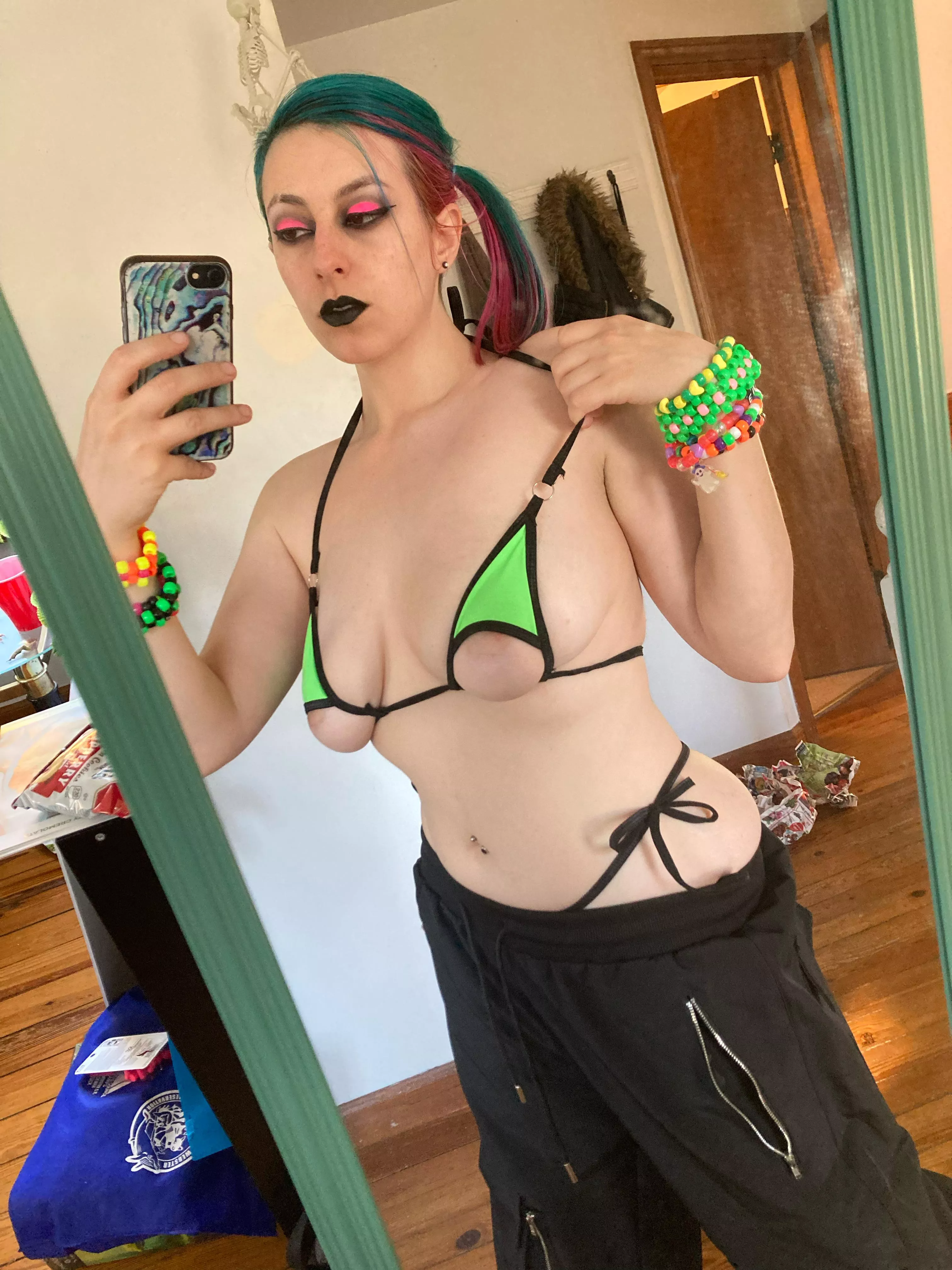 Are you letting me in the pit? posted by Blue-Haze-Babe