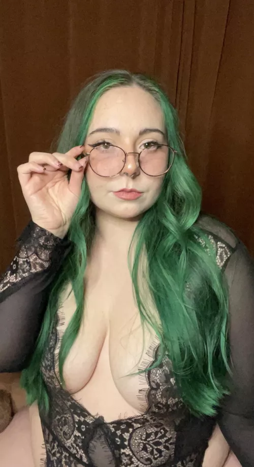 Babe enough for you? F23 (@bellebottoms123) [Onlyfans] by bellebottoms123