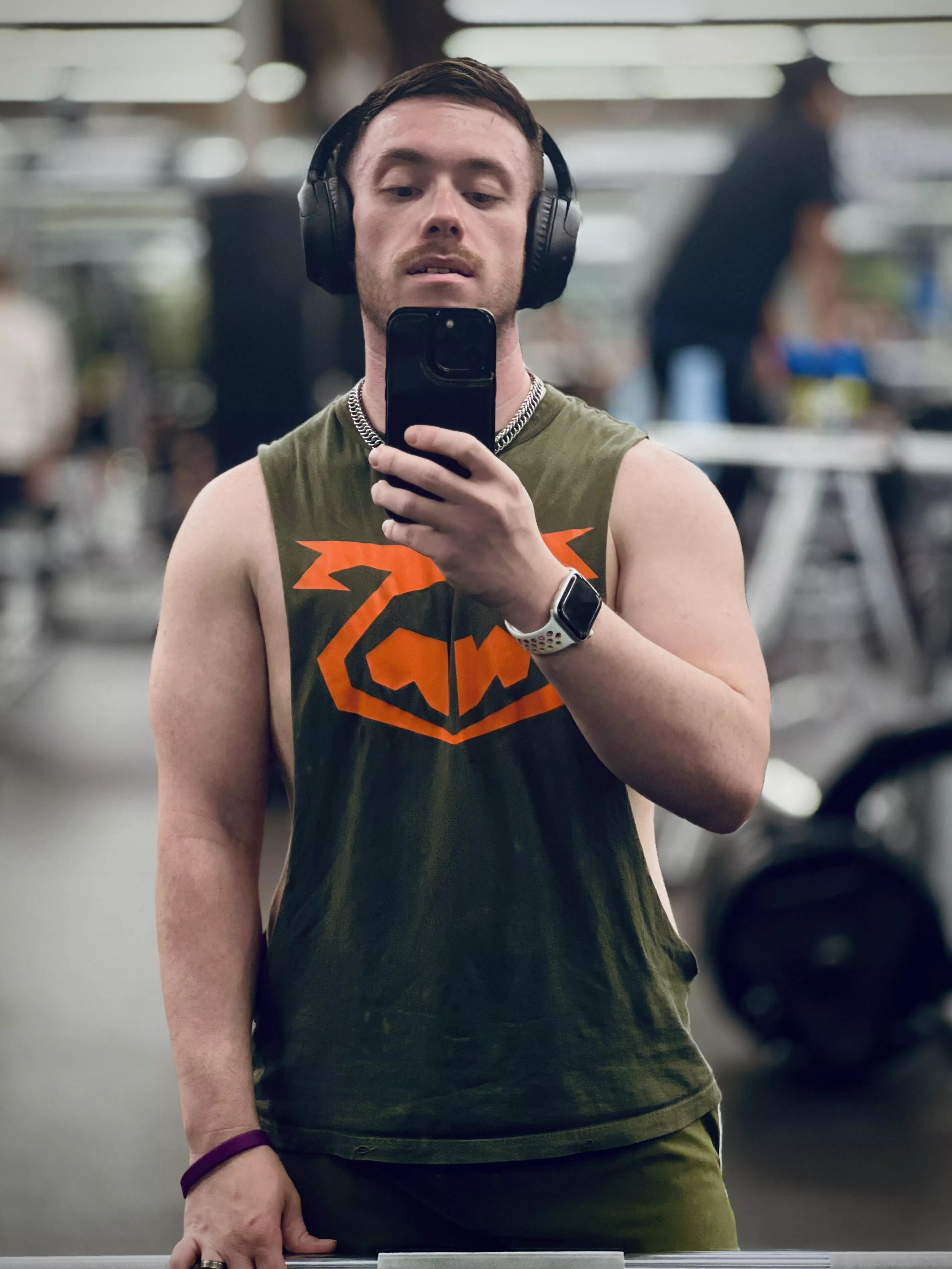 Body dysmorphia is a bitch, but sometimes she takes weekends off posted by Newsiebaby